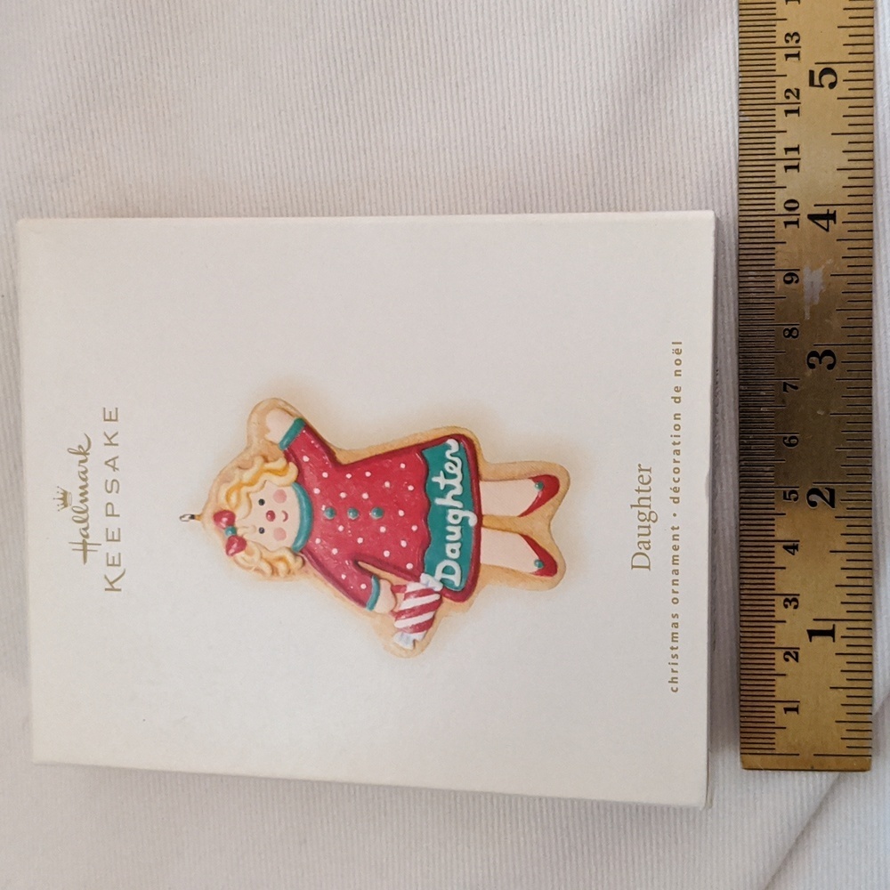 HALLMARK Christmas Ornament NEW 2007 Daughter Redhead Girl Package Tie On